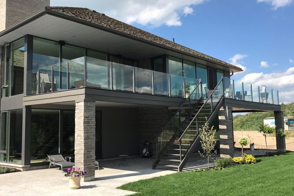 Beach Rail with Standard Glass Stair Rail in Rideau Brown